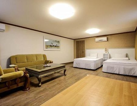 Yangji Park Hotel Changwon Exterior photo